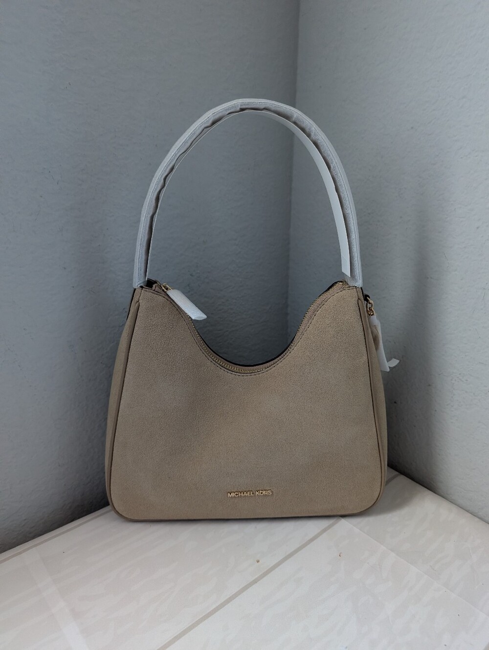 NWT Michael Kors Nayla Small Suede Hobo Shoulder Bag In Camel